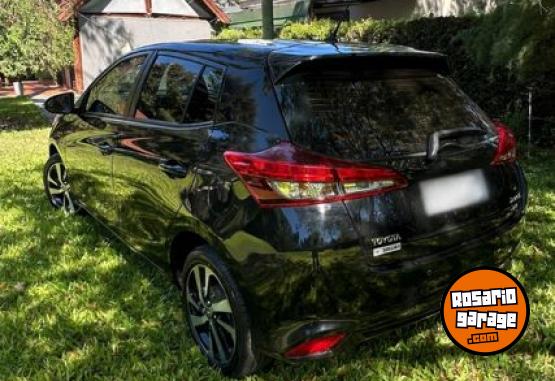 Autos - Toyota Yaris XLS Pack CVT 2022 Nafta 49500Km - En Venta