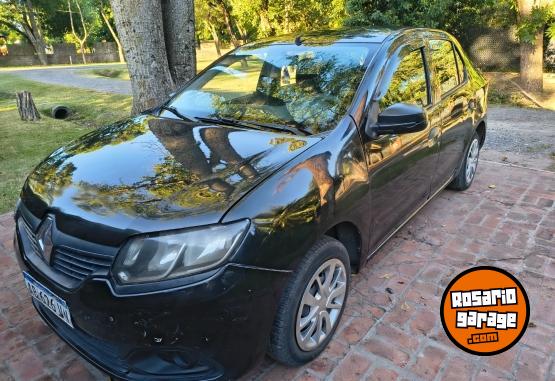 Autos - Renault Logan 2017 GNC 111111Km - En Venta
