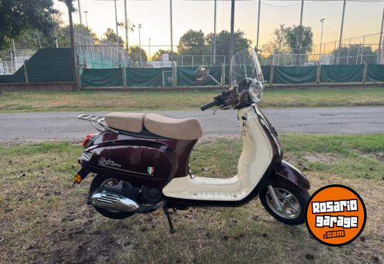 Motos - Motomel Strato Euro 150 2022 Nafta 7000Km - En Venta