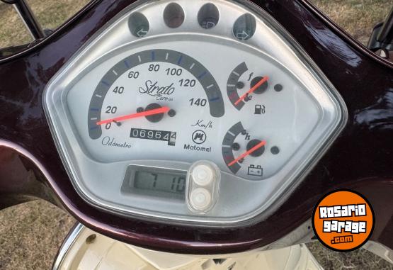 Motos - Motomel Strato Euro 150 2022 Nafta 7000Km - En Venta
