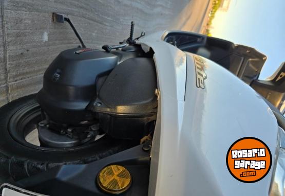 Motos - Honda Elite 2016 Nafta 20713Km - En Venta