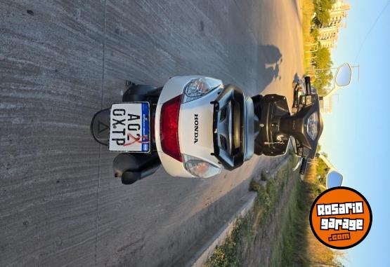 Motos - Honda Elite 2016 Nafta 20713Km - En Venta