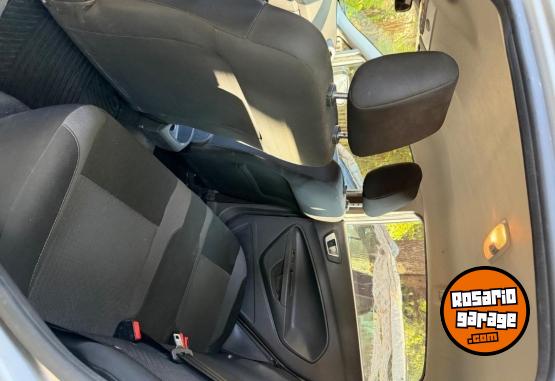 Autos - Ford Fiesta SE 2019 Nafta 47000Km - En Venta