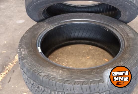 Accesorios para Autos - Vendo 2 cubiertas PIRELLI SCORPION - En Venta