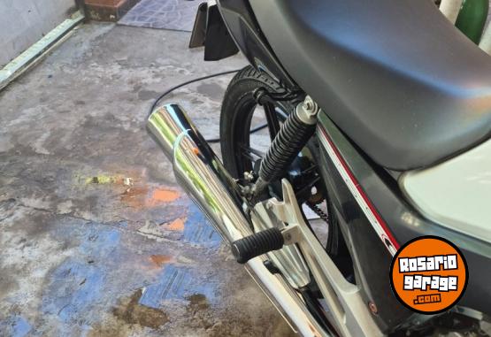 Motos - Honda Cg New Titan 150cc 2021 Nafta 61000Km - En Venta