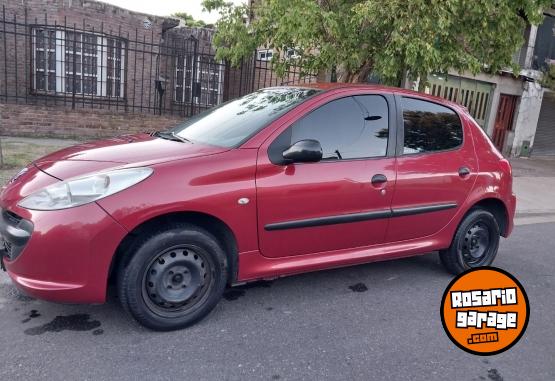 Autos - Peugeot 207 2010 Nafta 171000Km - En Venta