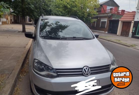 Autos - Volkswagen SURAN 2014 Nafta 188000Km - En Venta