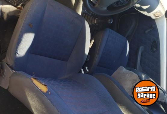 Autos - Fiat Palio 2000 Nafta 125000Km - En Venta