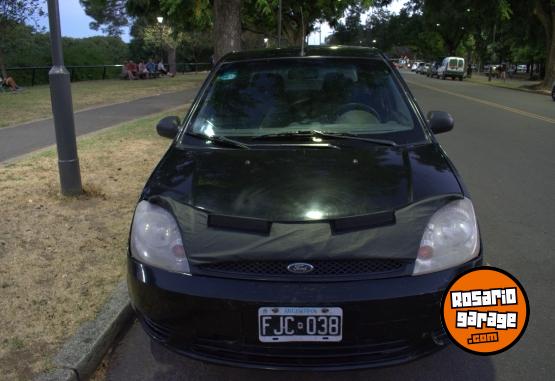 Autos - Ford Fiesta MaX 2006 GNC 355000Km - En Venta