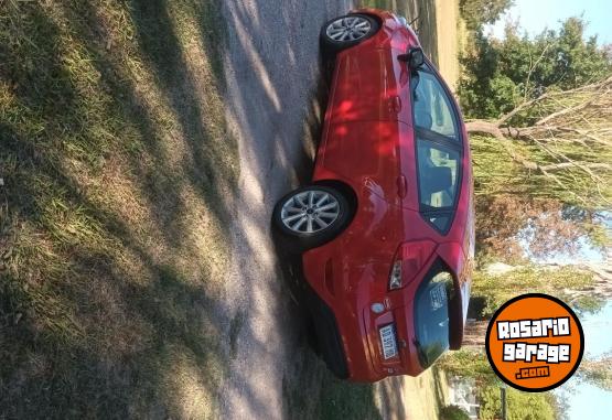 Autos - Ford FIESTA POWER SHIF 2019 Nafta 77100Km - En Venta