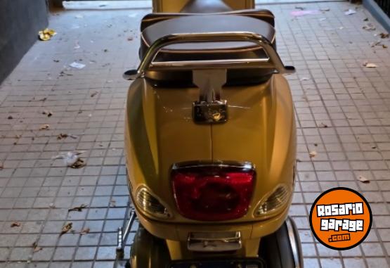 Motos - Vespa VXL 150 ELEGANTE 2018 Nafta 15383Km - En Venta