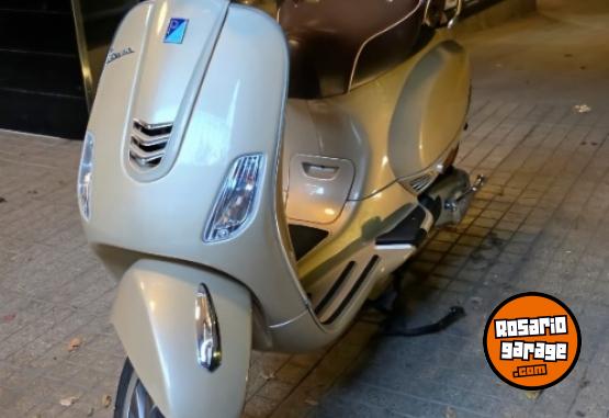 Motos - Vespa VXL 150 ELEGANTE 2018 Nafta 15383Km - En Venta