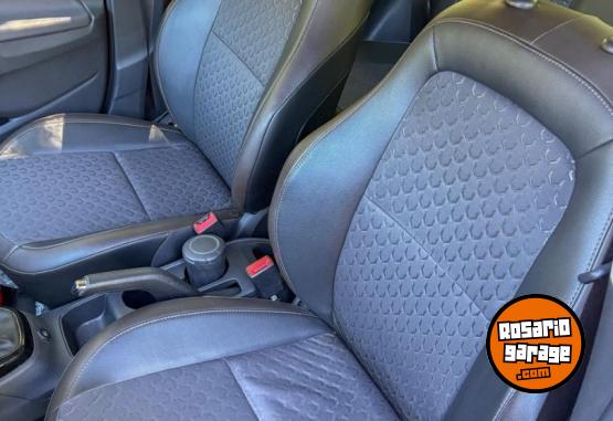 Autos - Chevrolet PRISMA LTZ 1.4 2017 GNC 96000Km - En Venta