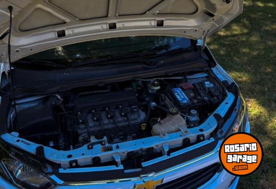 Autos - Chevrolet PRISMA LTZ 1.4 2017 GNC 96000Km - En Venta