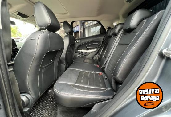 Autos - Ford Ecosport Titanium 2022 Nafta 60000Km - En Venta