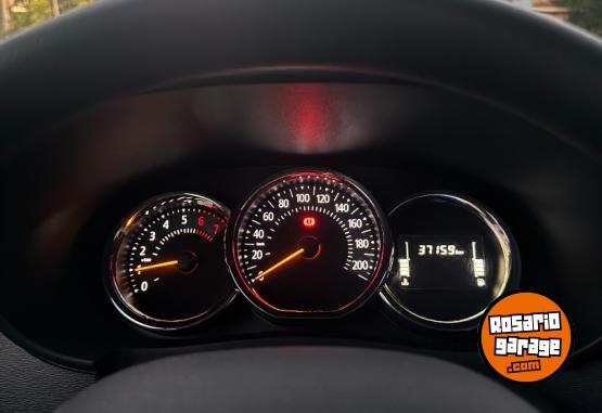 Utilitarios - Renault kangoo Express 5a 2025 GNC 37000Km - En Venta