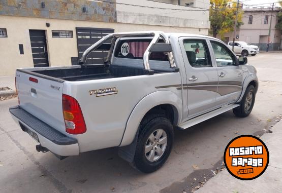Camionetas - Toyota Hilux 2005 Diesel 330000Km - En Venta