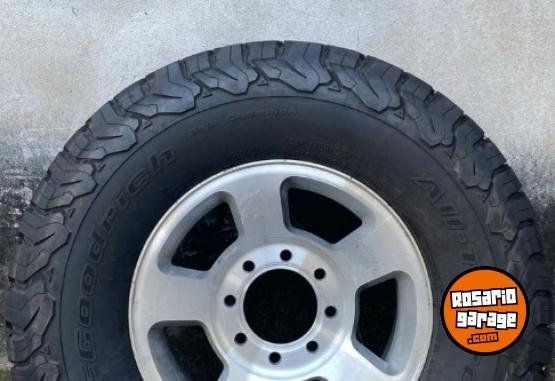 Accesorios para Autos - Vendo rueda Ram sin uso - En Venta