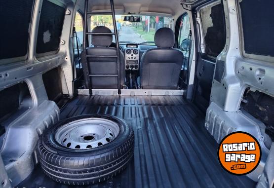Utilitarios - Peugeot FURGON PUERTA LATERAL 2011 Nafta 173250Km - En Venta