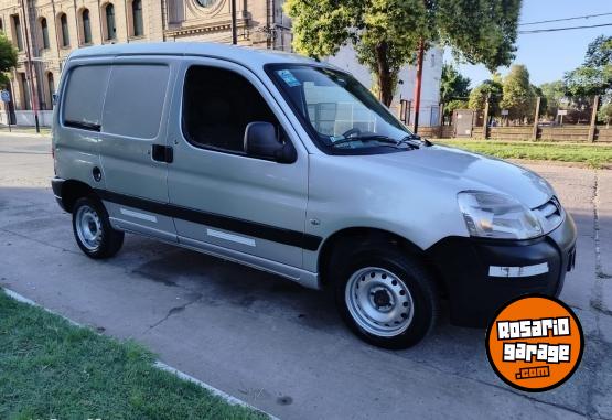 Utilitarios - Peugeot FURGON PUERTA LATERAL 2011 Nafta 173250Km - En Venta