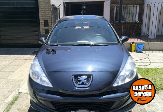 Autos - Peugeot 207 2014 Nafta 101000Km - En Venta