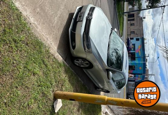 Autos - Volkswagen Vento 2011 GNC 210Km - En Venta