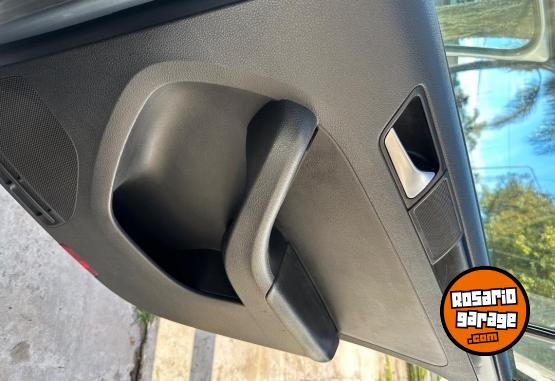 Autos - Volkswagen Vento 2011 GNC 210Km - En Venta