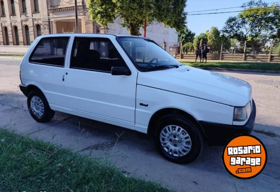 Autos - Fiat UNO 1.3 base muy bueno 1999 Nafta 241360Km - En Venta