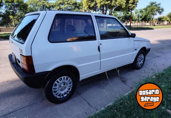 Autos - Fiat UNO 1.3 base muy bueno 1999 Nafta 241360Km - En Venta