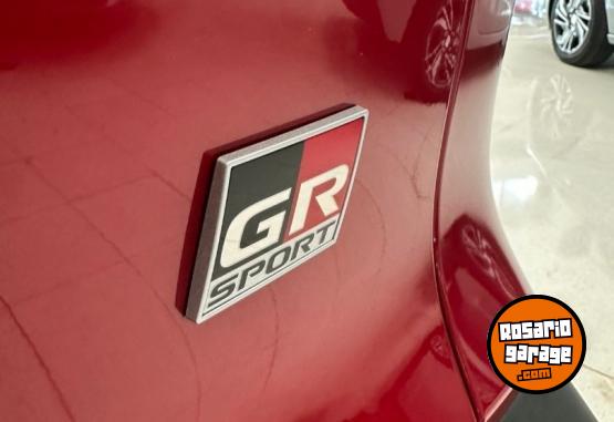 Autos - Toyota COROLLA CROSS GR 2024 Nafta 1234Km - En Venta