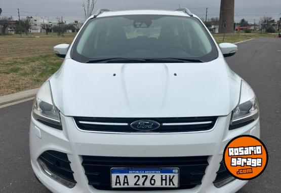 Autos - Ford KUGA TITANIUM 2016 Nafta 145000Km - En Venta