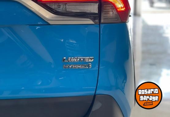 Camionetas - Toyota RAV LIMITED 2018 Electrico / Hibrido 85000Km - En Venta