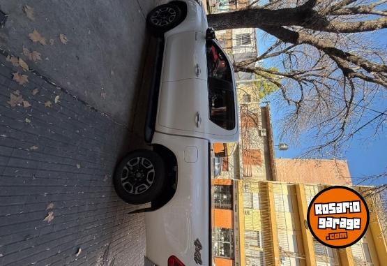 Camionetas - Toyota SRX 4x4 AUTOM�TICA 2023 Diesel 19000Km - En Venta