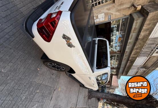 Camionetas - Toyota SRX 4x4 AUTOM�TICA 2023 Diesel 19000Km - En Venta