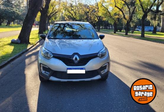 Autos - Renault CAPTUR 2018 Nafta 60000Km - En Venta