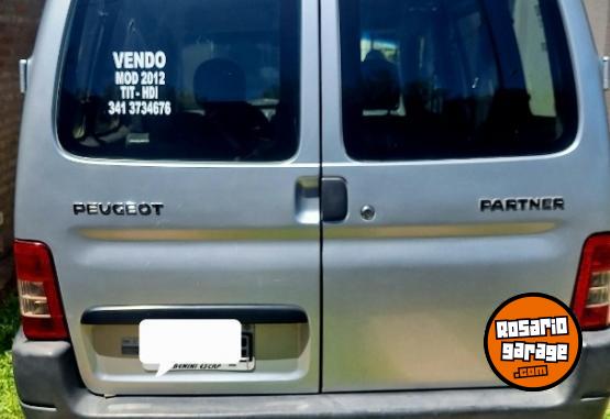 Utilitarios - Peugeot Partner 2012 Diesel 184000Km - En Venta