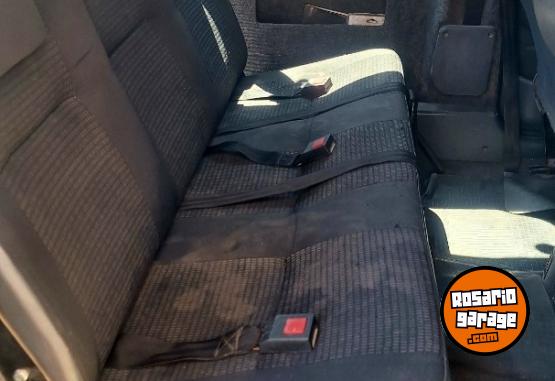 Utilitarios - Peugeot Partner 2012 Diesel 184000Km - En Venta