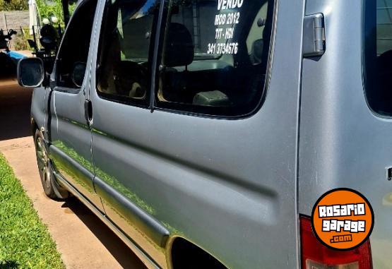 Utilitarios - Peugeot Partner 2012 Diesel 184000Km - En Venta