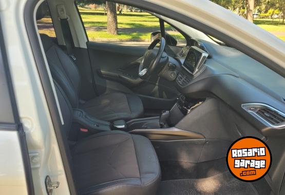 Autos - Peugeot 2008 FELINE 2018 Nafta 84000Km - En Venta