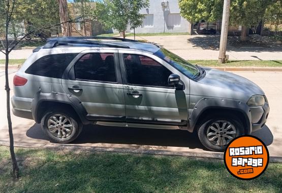 Autos - Fiat Palio weekend Adventure 2013 Nafta 141000Km - En Venta