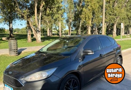 Autos - Ford Fucus 1.6 s 2016 Nafta 150000Km - En Venta