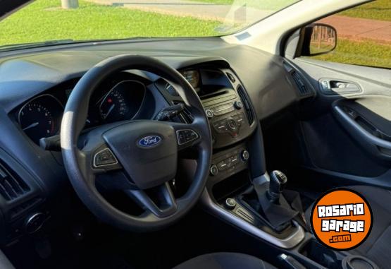 Autos - Ford Fucus 1.6 s 2016 Nafta 150000Km - En Venta