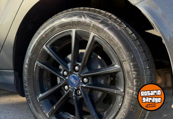 Autos - Ford Fucus 1.6 s 2016 Nafta 150000Km - En Venta