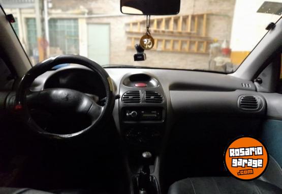 Autos - Peugeot 206 1999 Diesel 302000Km - En Venta