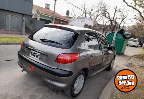 Autos - Peugeot 206 1999 Diesel 302000Km - En Venta