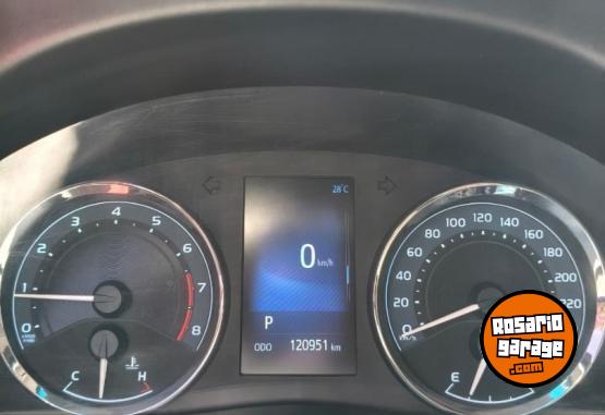 Autos - Toyota corolla 2017 Nafta 120000Km - En Venta