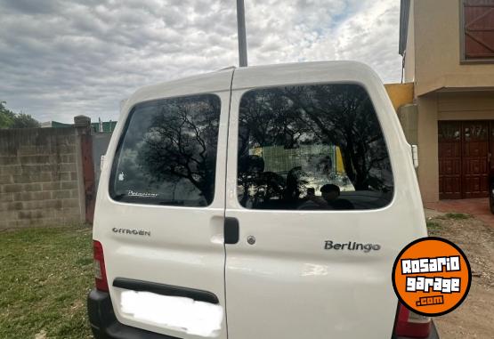 Utilitarios - Citroen berlingo 1.6hdi 2013 Diesel 250000Km - En Venta