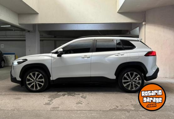 Camionetas - Toyota Corolla Cross SEG 2022 Nafta 40300Km - En Venta