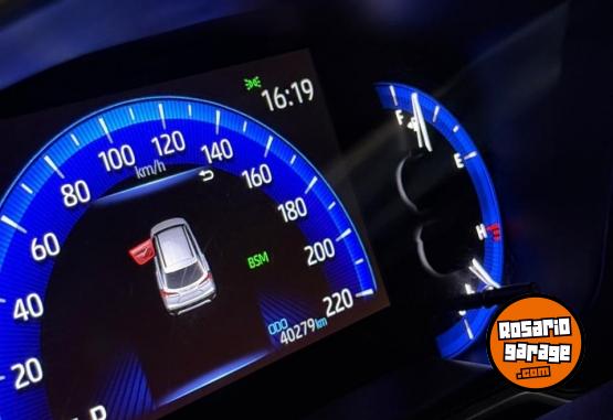 Camionetas - Toyota Corolla Cross SEG 2022 Nafta 40300Km - En Venta