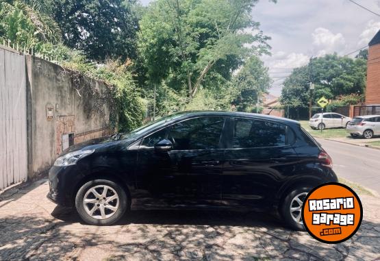 Autos - Peugeot 208 2016 Nafta 65000Km - En Venta